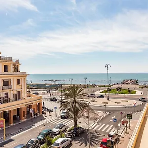 Affittacamere Maison 6 Lido di Ostia